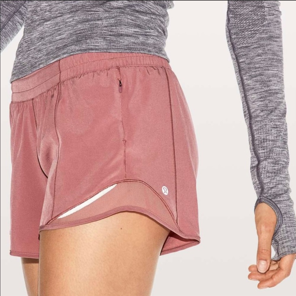 Lululemon Hotty Hot Shorts II 4”